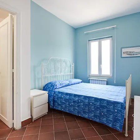 5 Bedroom Awesome In Casalvelino Casal Velino