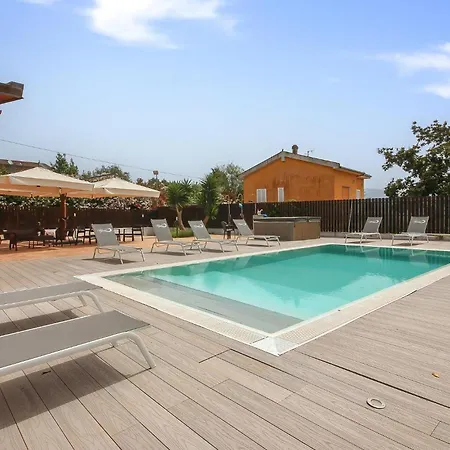 5 Bedroom Awesome In Casalvelino * Casal Velino