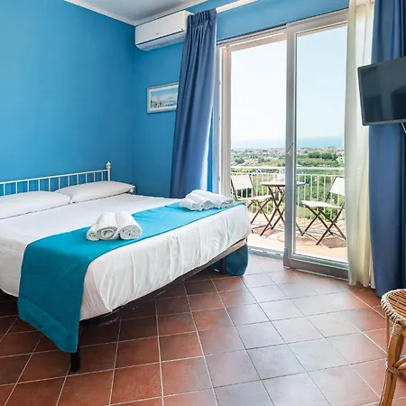 5 Bedroom Awesome In Casalvelino