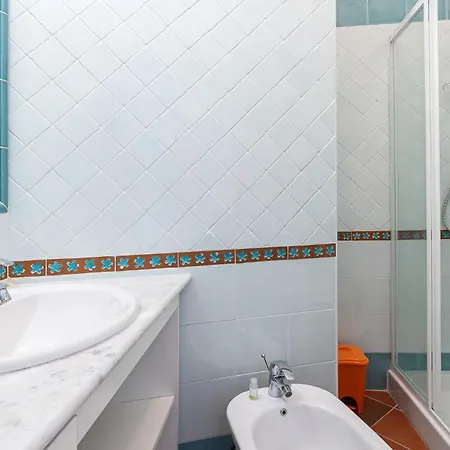 5 Bedroom Awesome In Casalvelino *